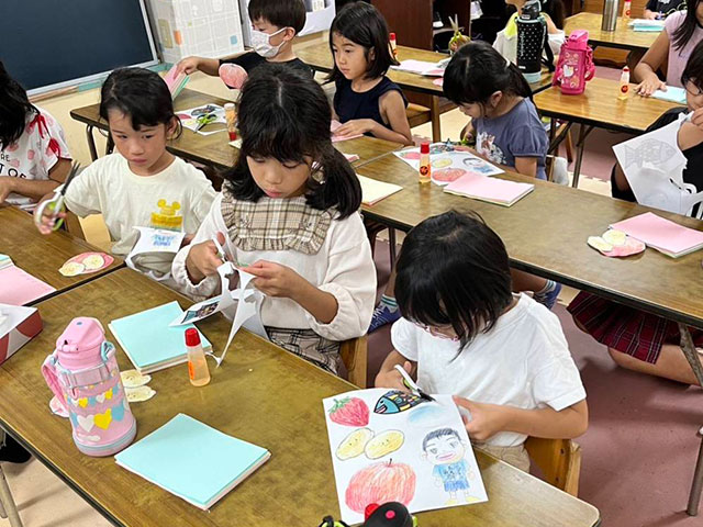 絵本づくりワークショップ